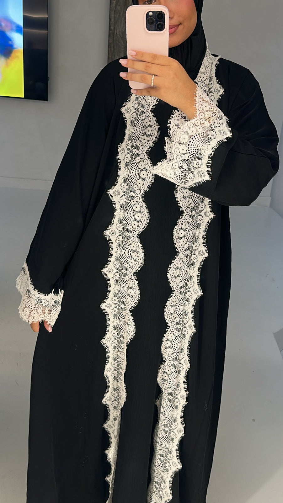 ABAYA III
