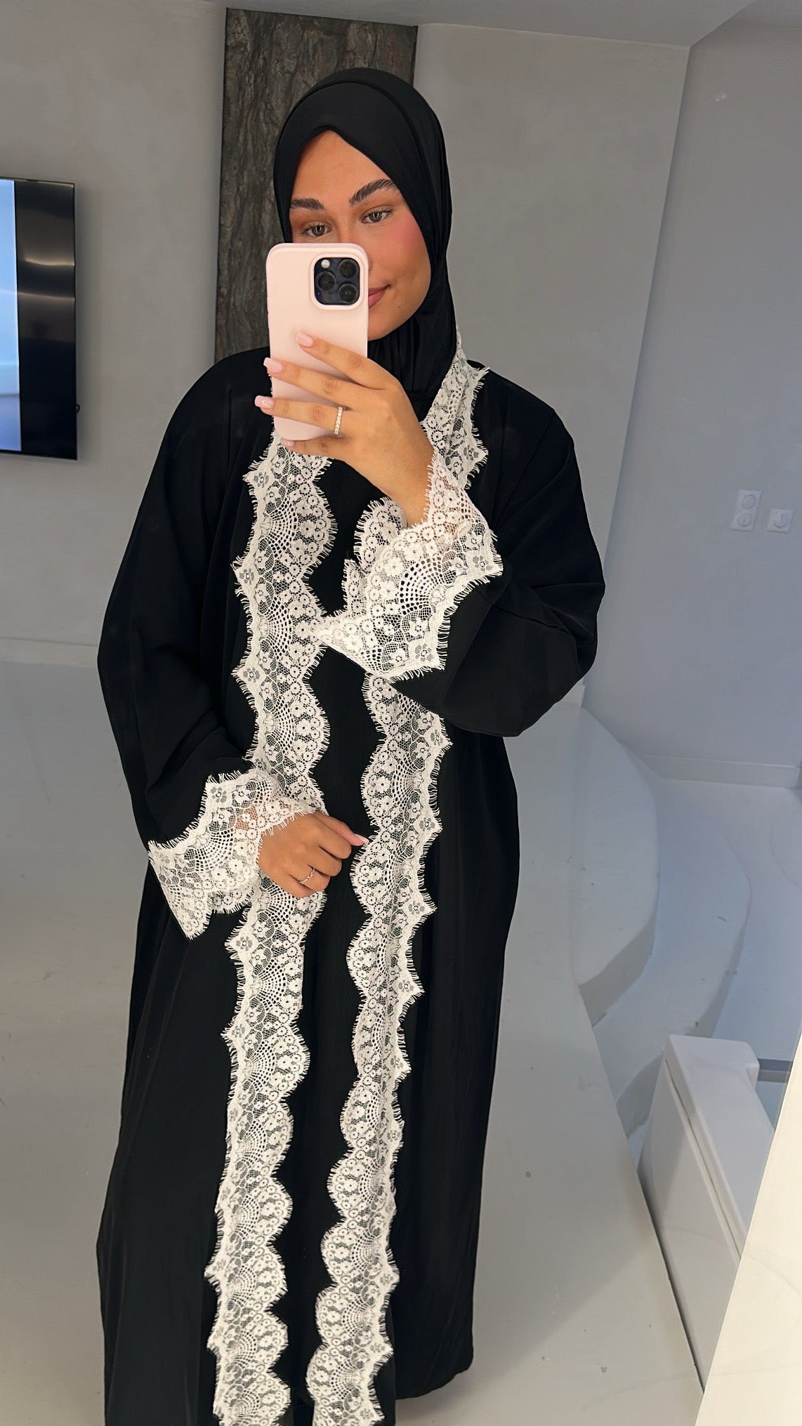 ABAYA III